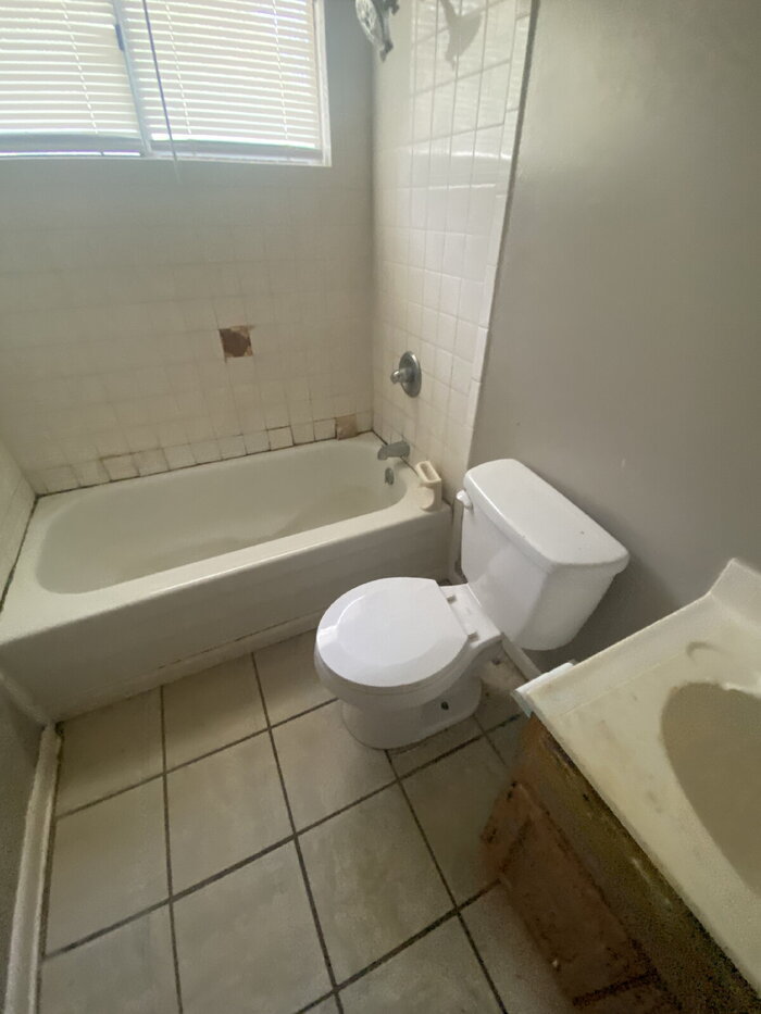 1305 Collins Dr – photo 5