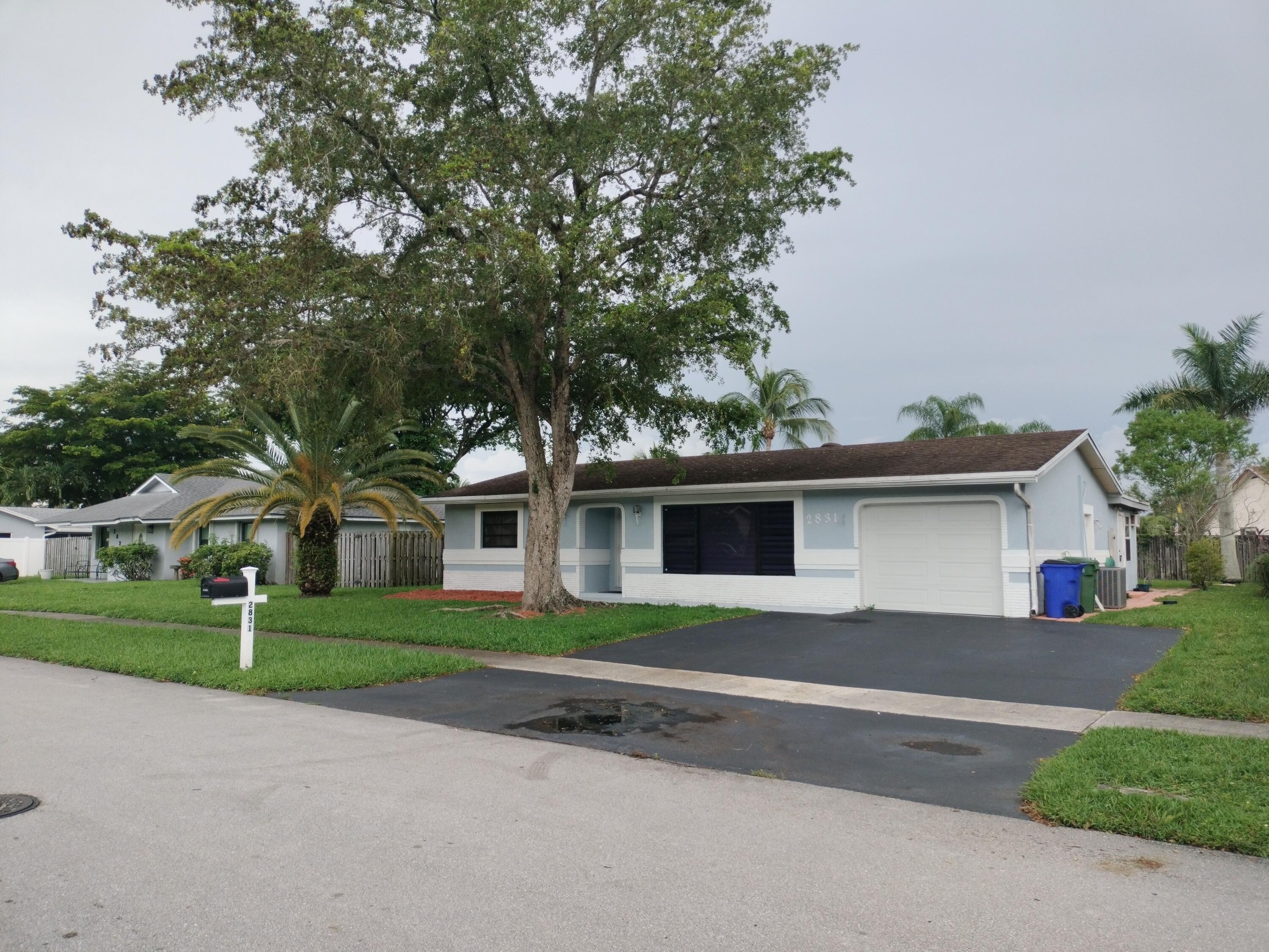 2831 NW 51st Terrace – photo 3