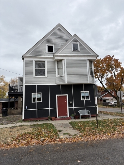 3912 Archwood Ave unit 1 – photo 1