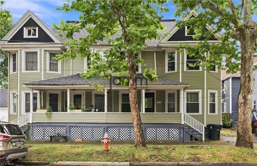 1303 Castle Ave – photo 1