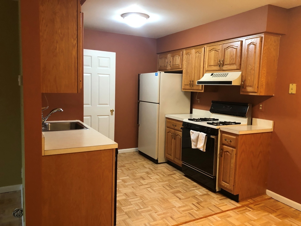 842 Belmont Dr – photo 5