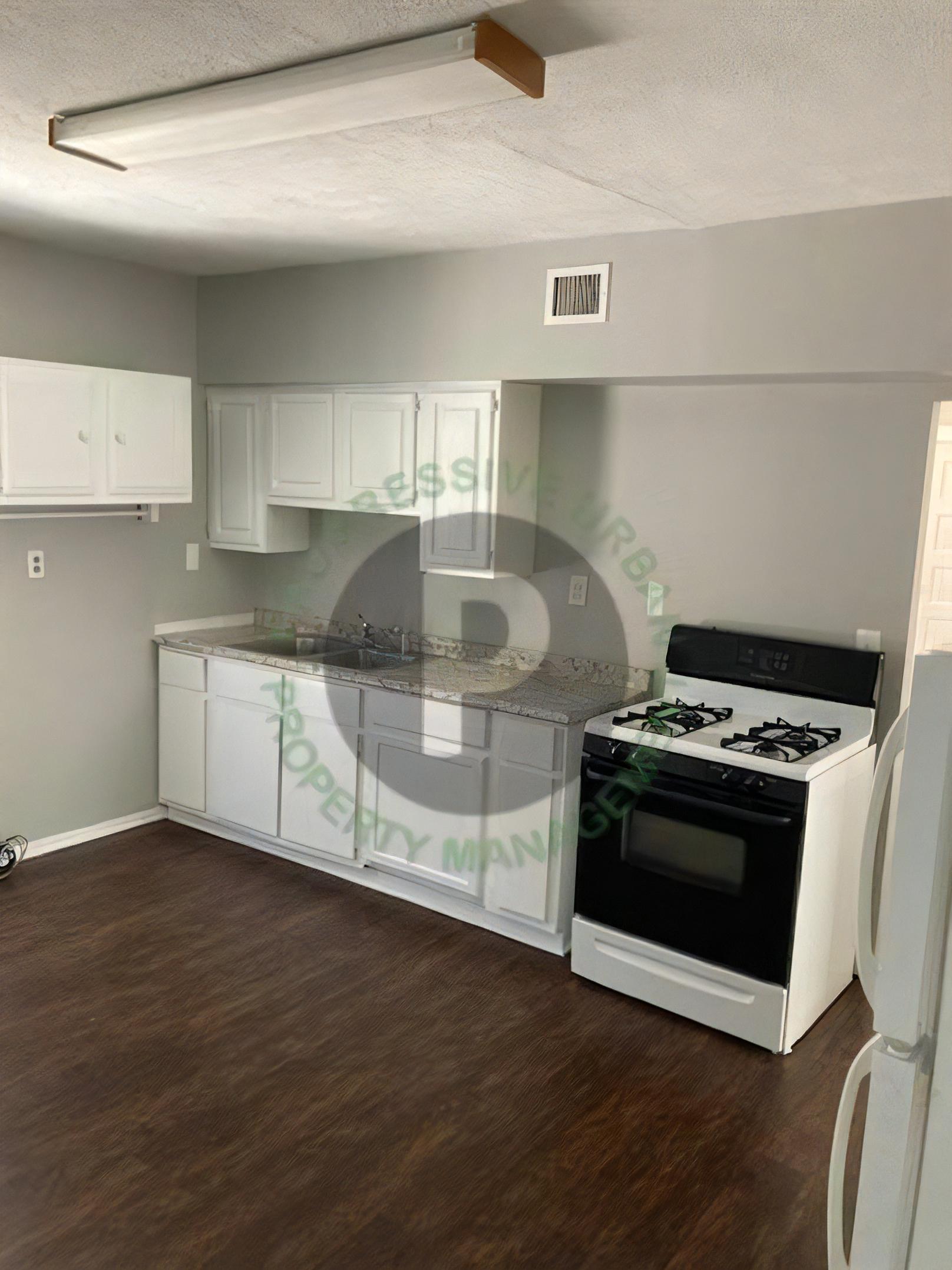 4012 Woodbridge Ave – photo 2