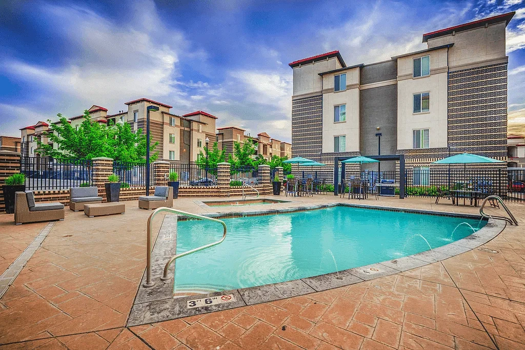 Avida Apartments – photo 5