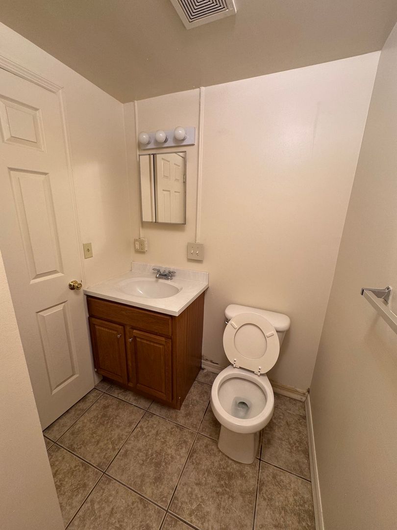 215 Cornish Dr unit 1-110 – photo 5