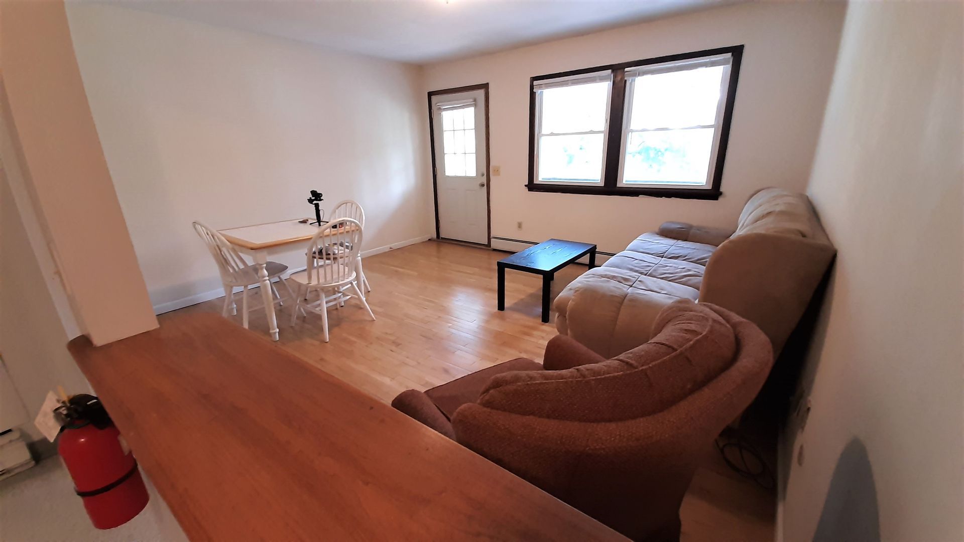 320 Hillview Pl – photo 1