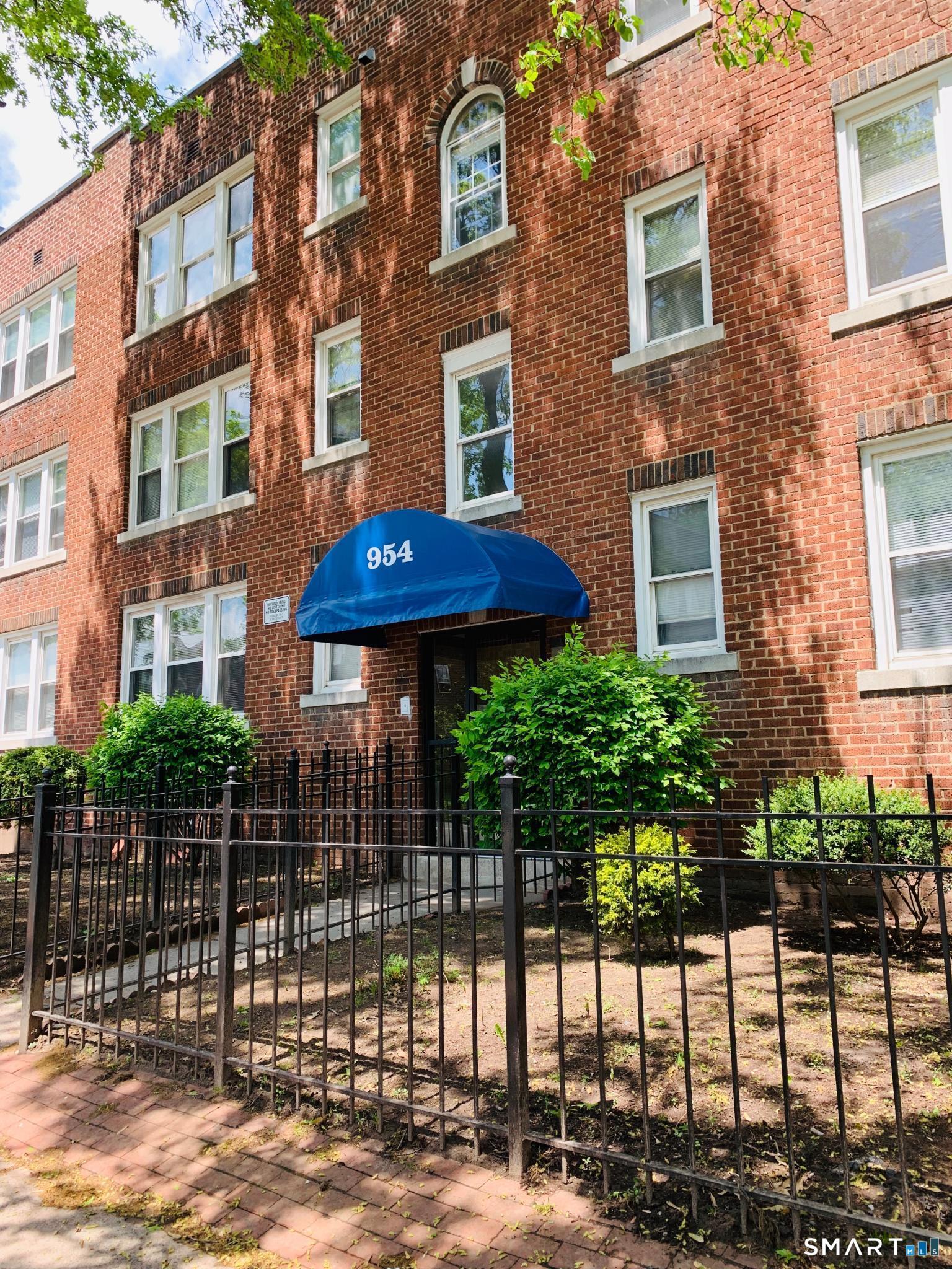 956 Capitol Ave unit C1 – photo 1