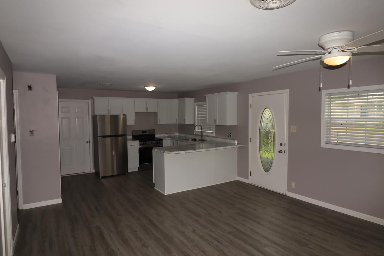 3310 Rodgers Ave – photo 2