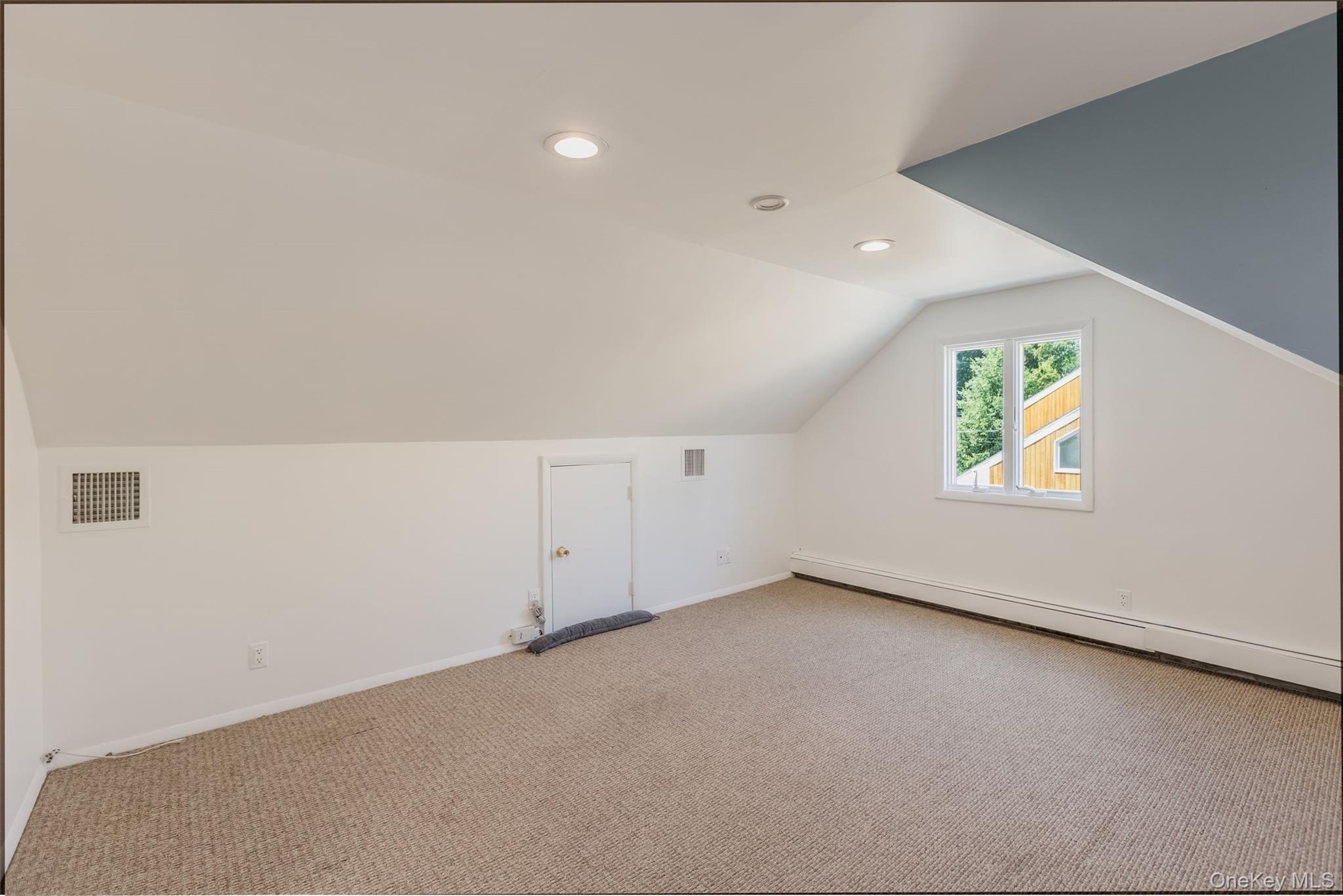 306 5th Ave – photo 5