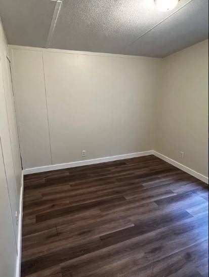 180 Dixon Rd – photo 3
