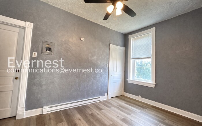 3722A Fairview Ave – photo 5