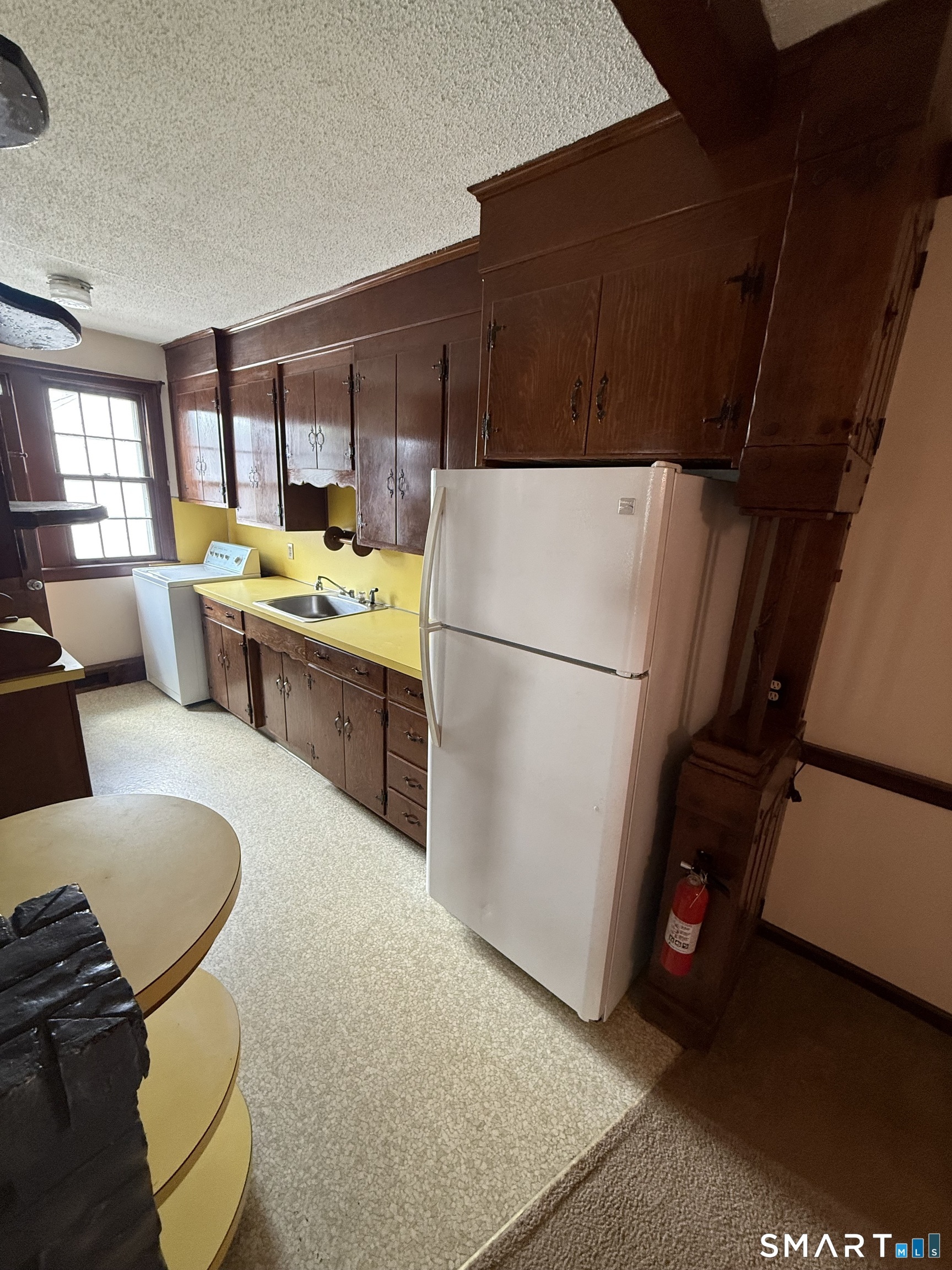 368 Main St – photo 4