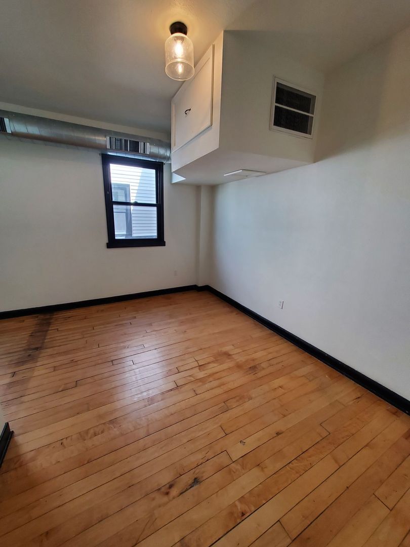 2001 10th Ave unit 211 – photo 2