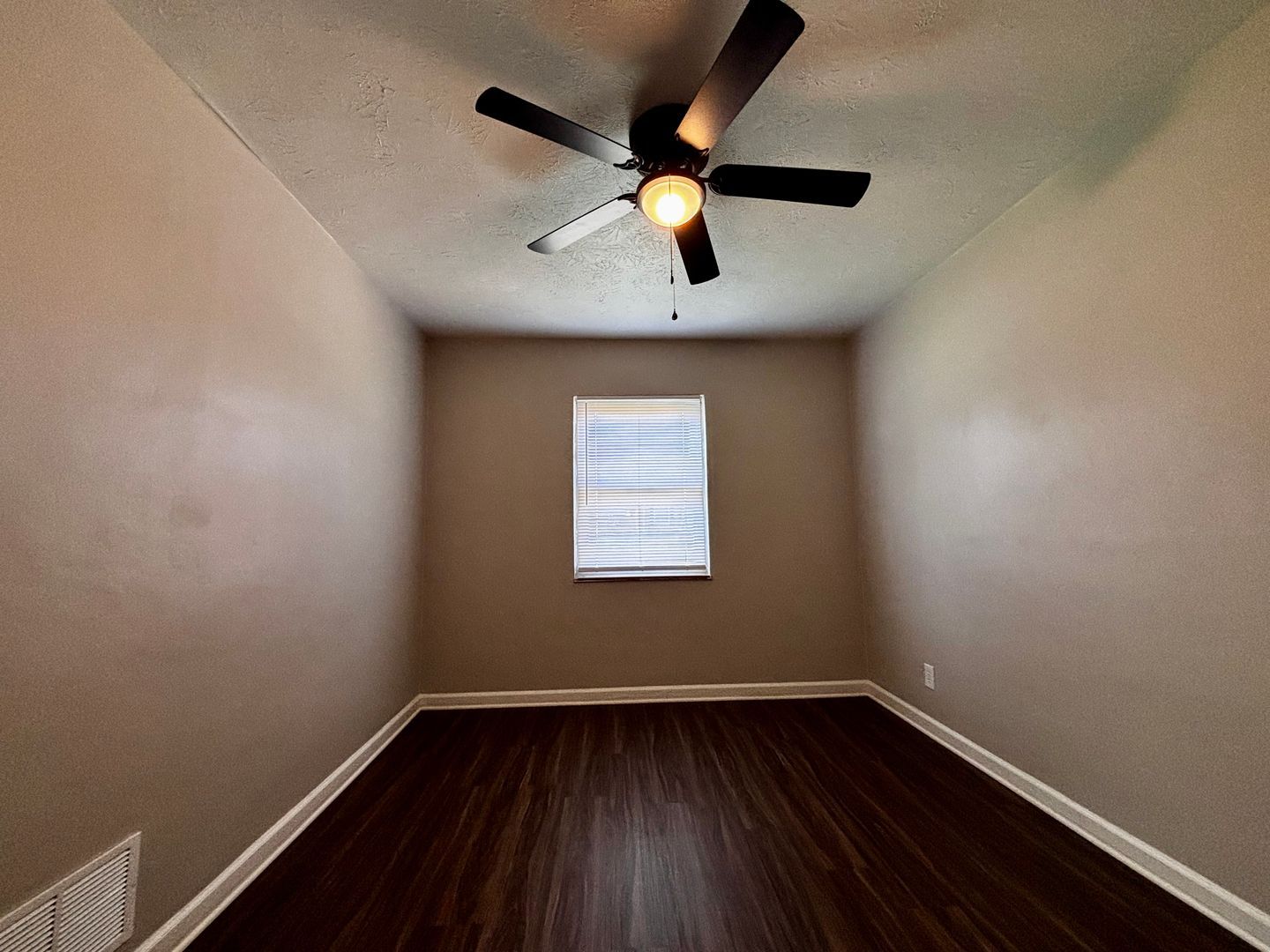 231 E Xenia Dr unit 219 - B – photo 5