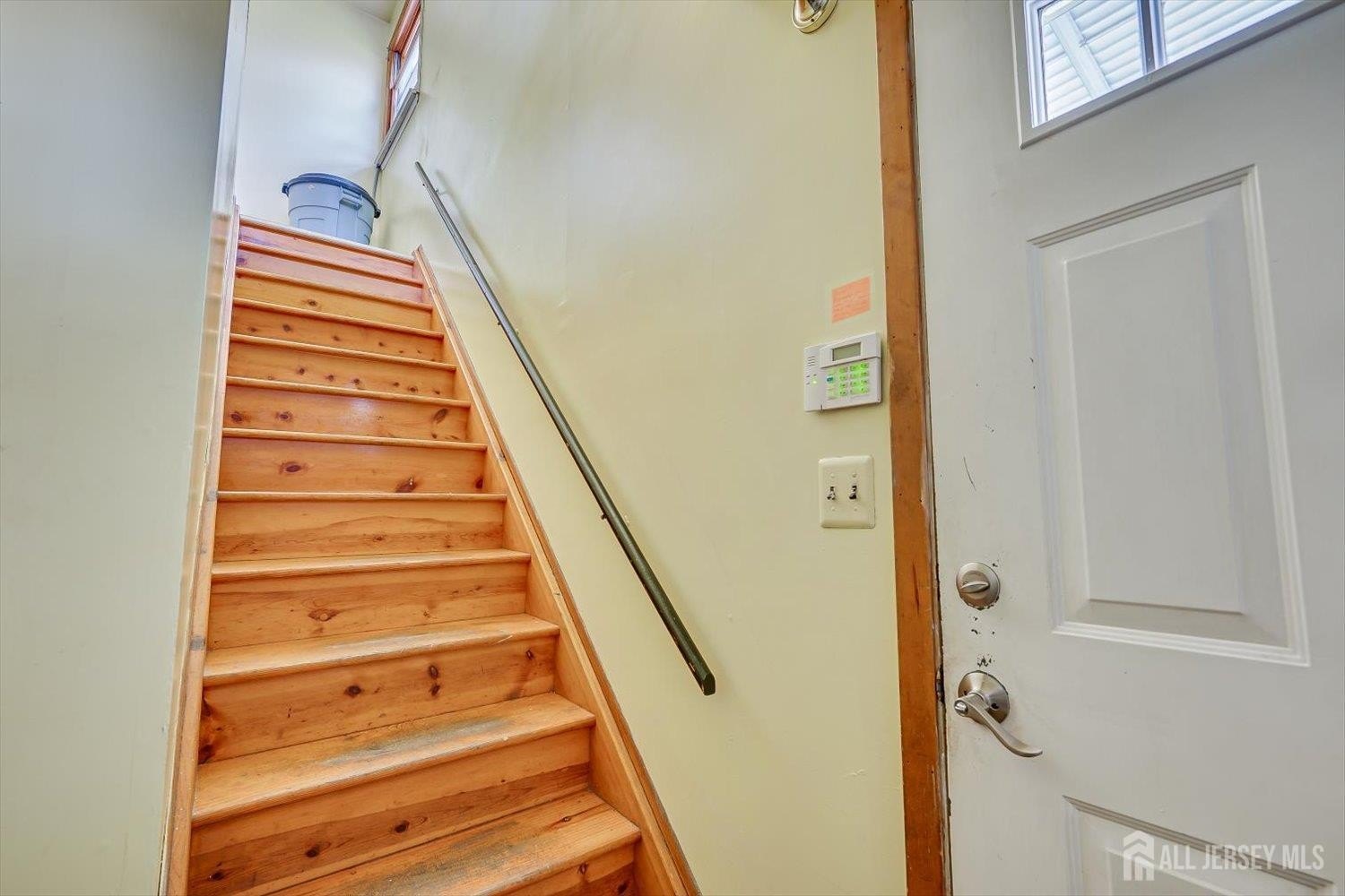 52 Johnson Ave – photo 4