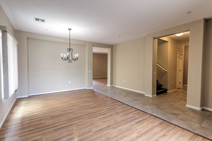 808 W Vuelta Granadina – photo 2