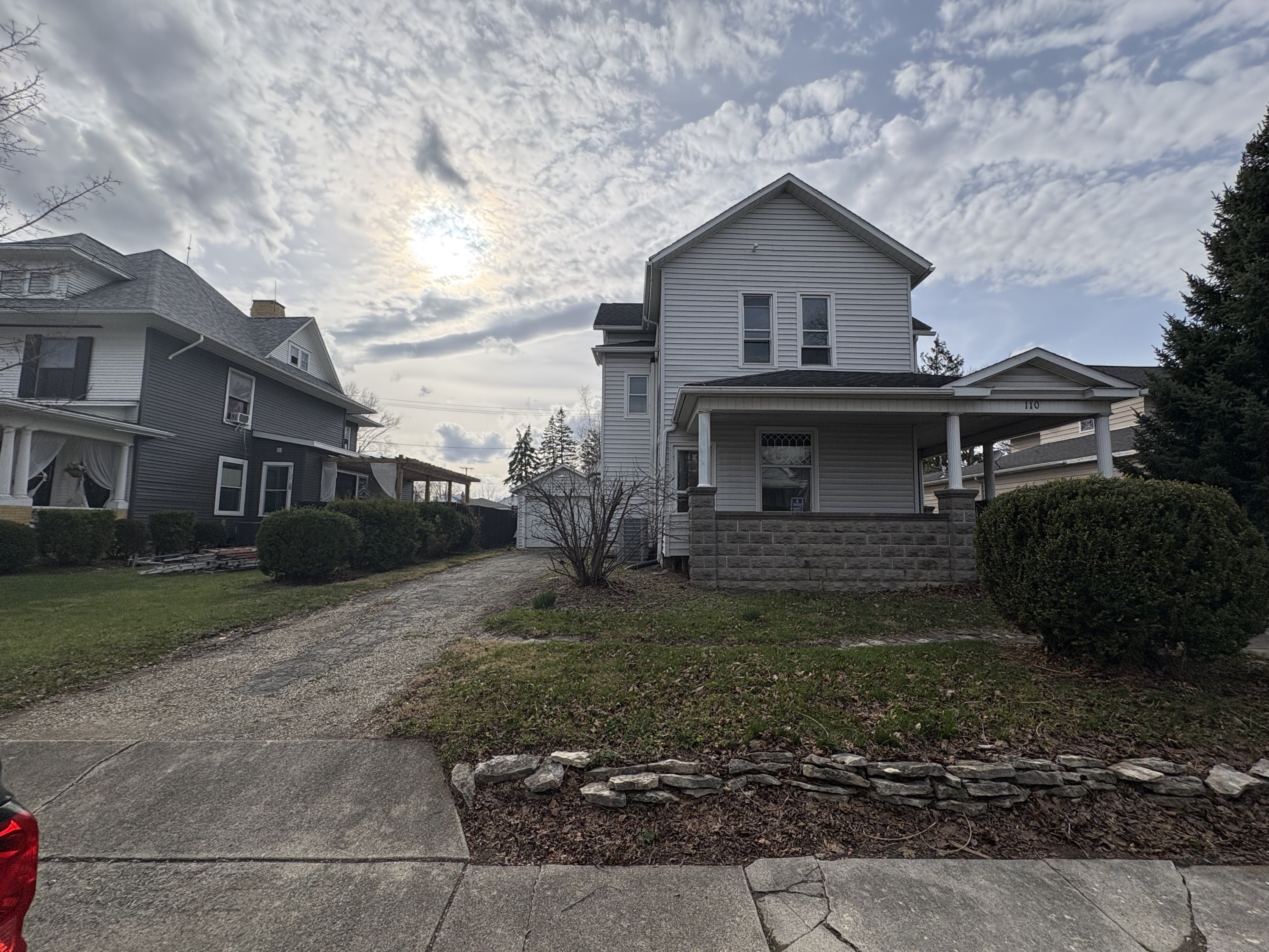 110 S 4th St – photo 1