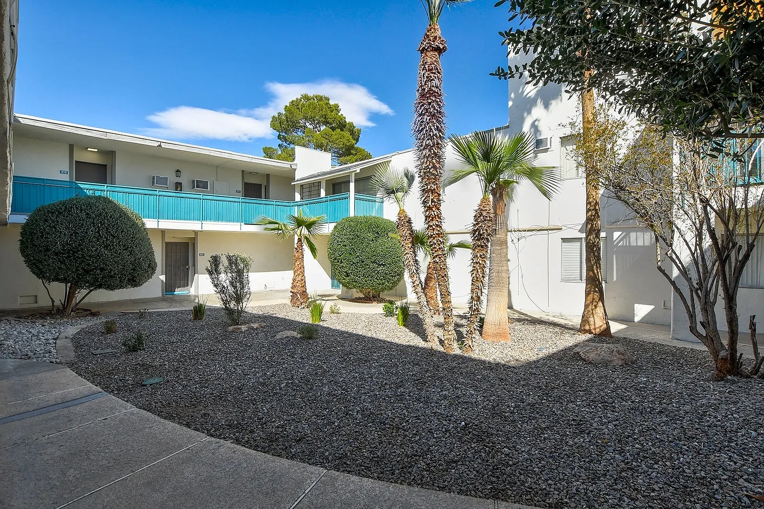 The Hendrix Apartments – photo 5