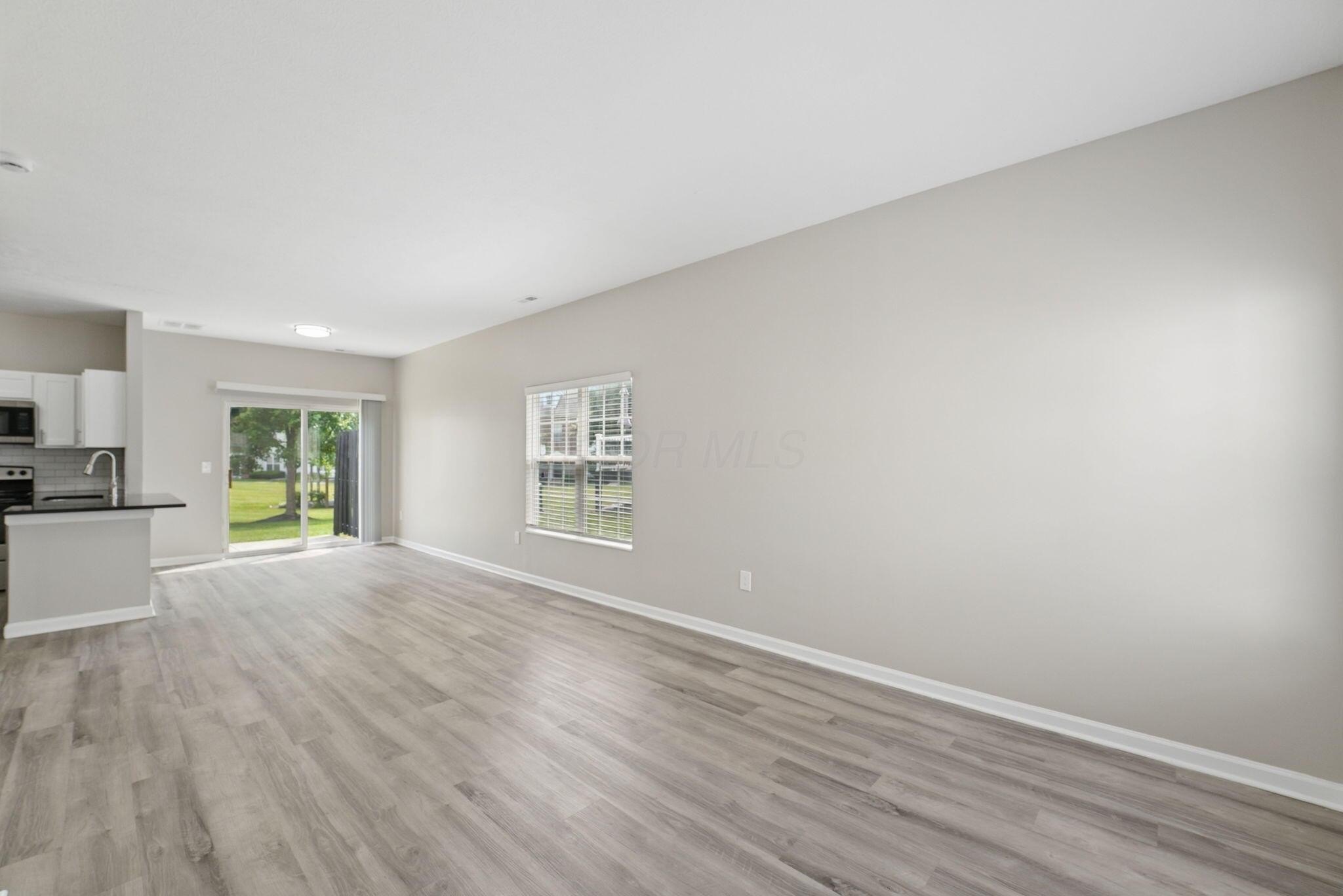 7621 Lorimar Dr – photo 4