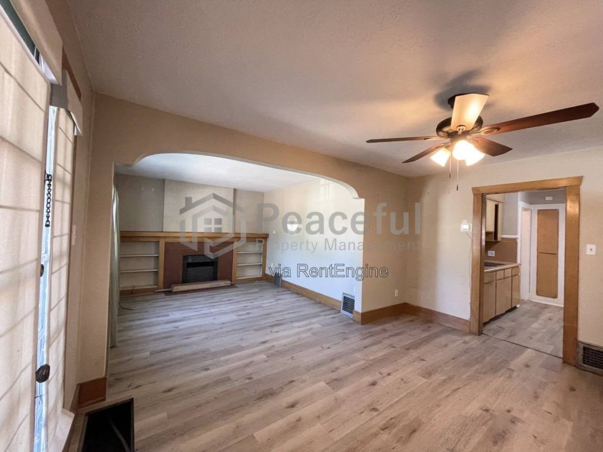 1637 S 800 E – photo 3