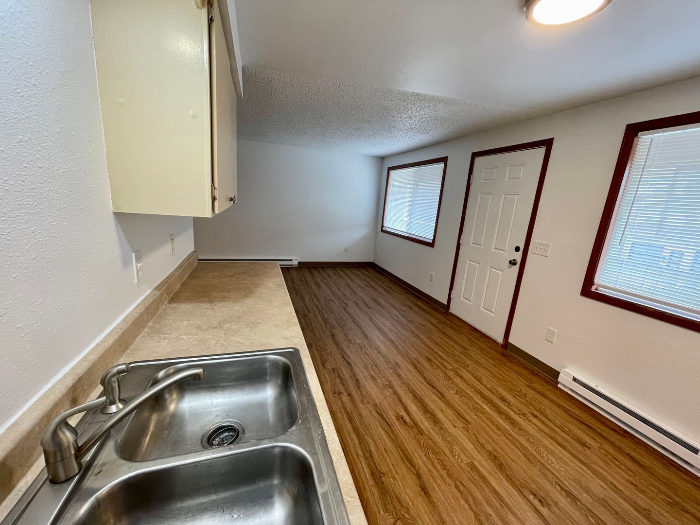804 E Hartson Ave unit 7 – photo 4