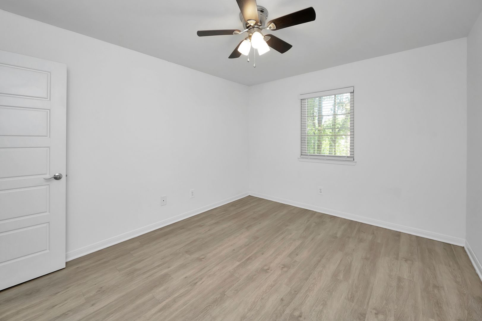 1413 11th Pl S unit E – photo 4