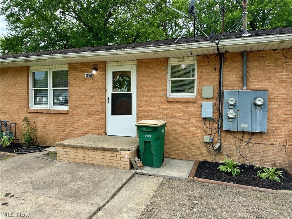 4827 Dunsmore Ave – photo 1