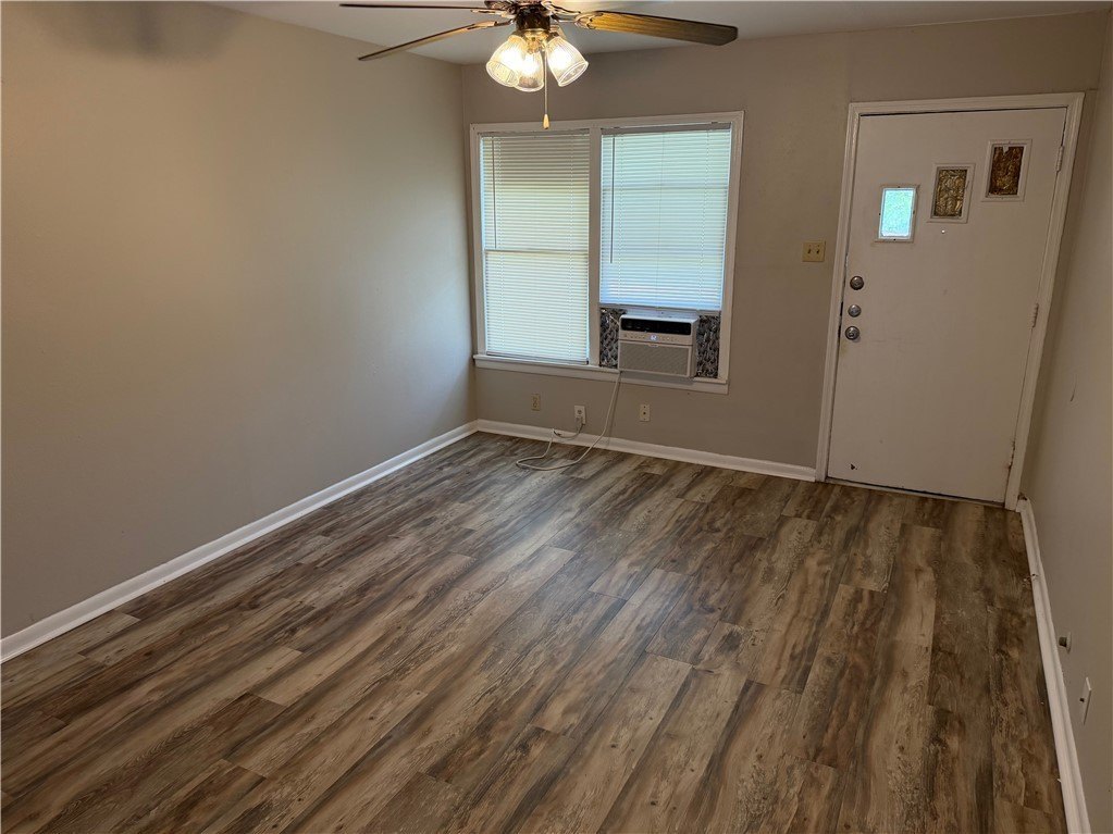 1533 Lazy Ln #B – photo 5