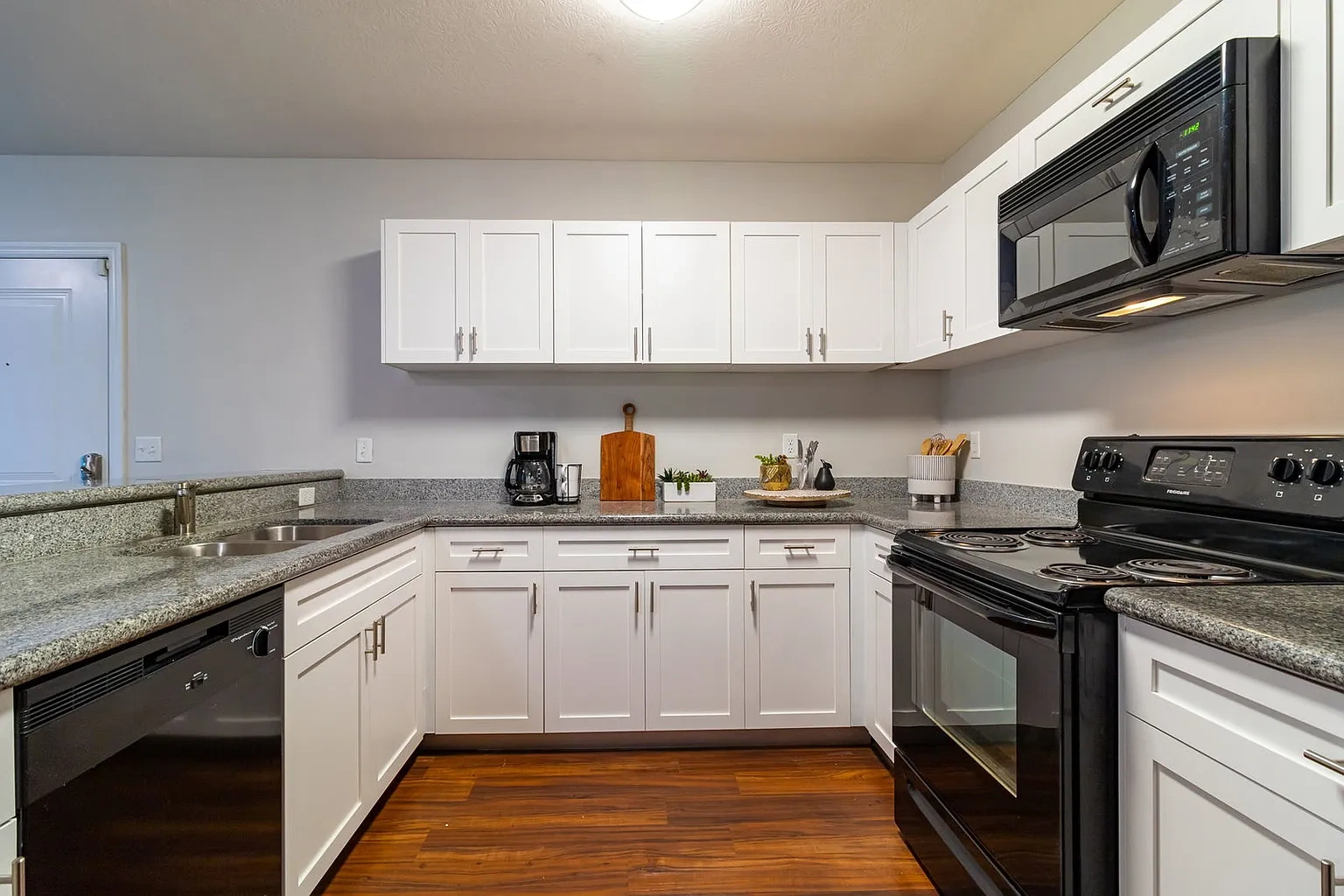 East Village Apartments – photo 5