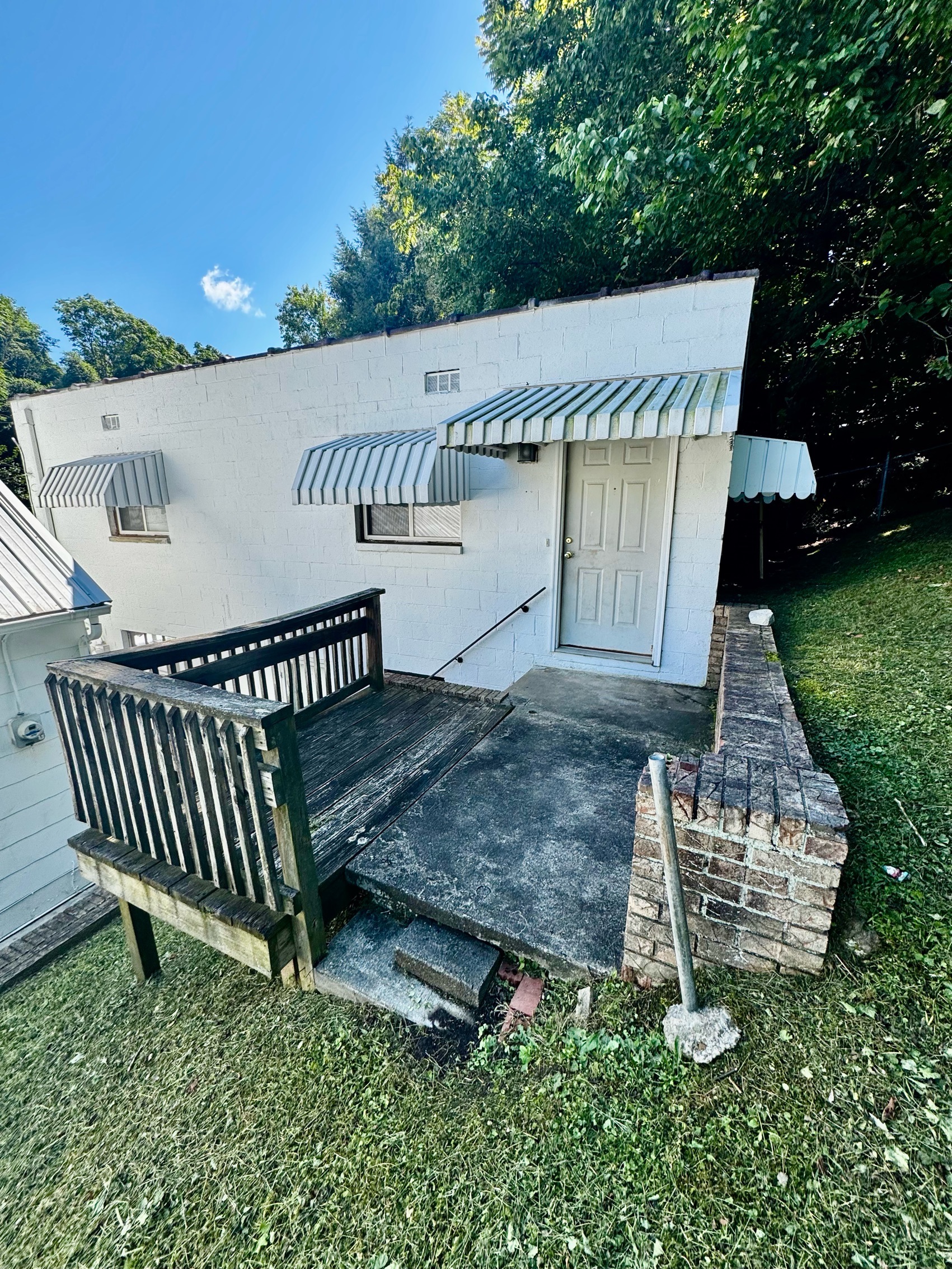 1279 26th St – photo 3