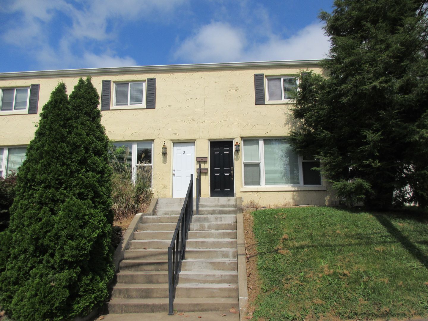 905 26th St unit Apt. 3 – photo 1