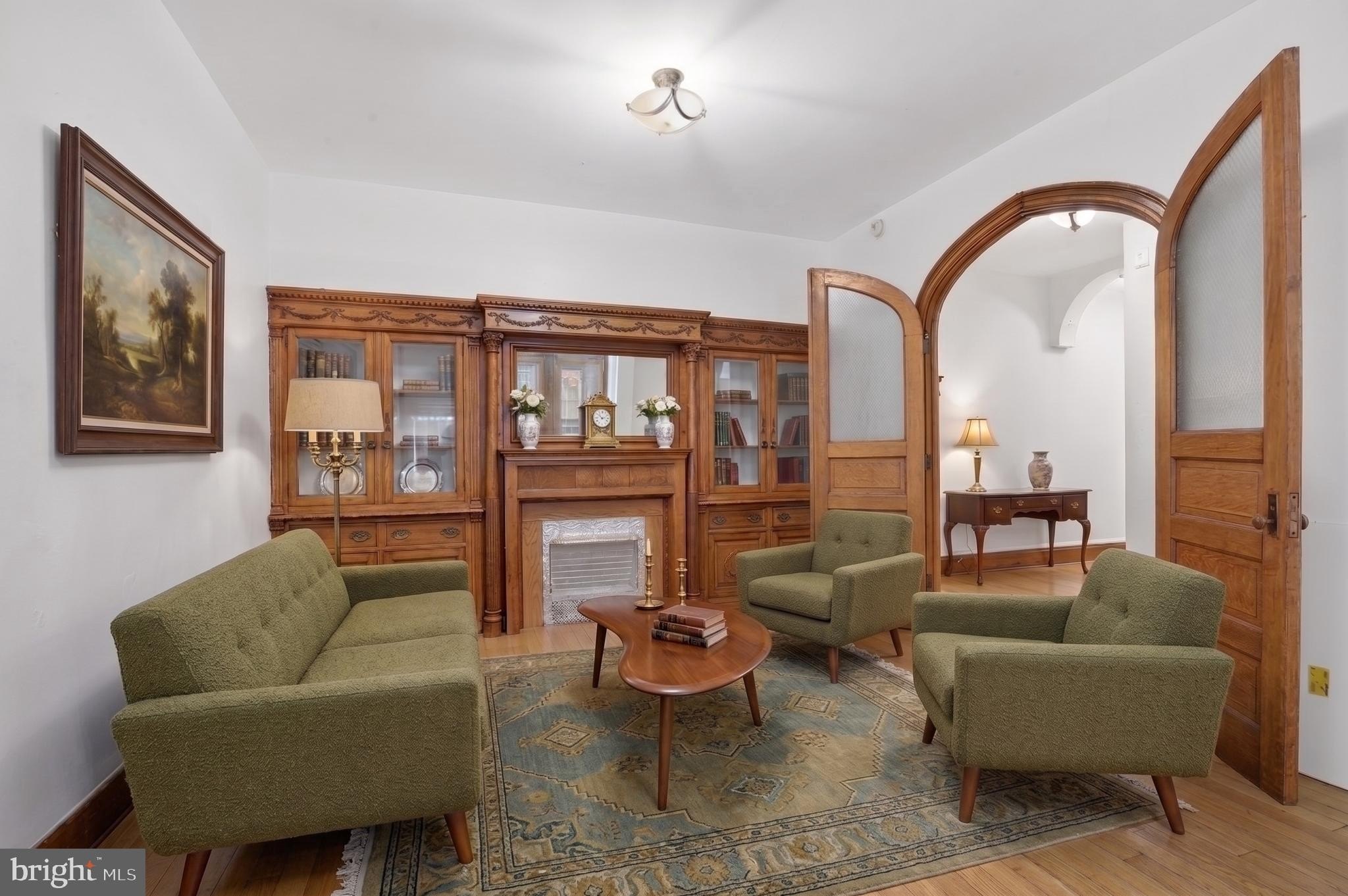 4011 Pine St – photo 1