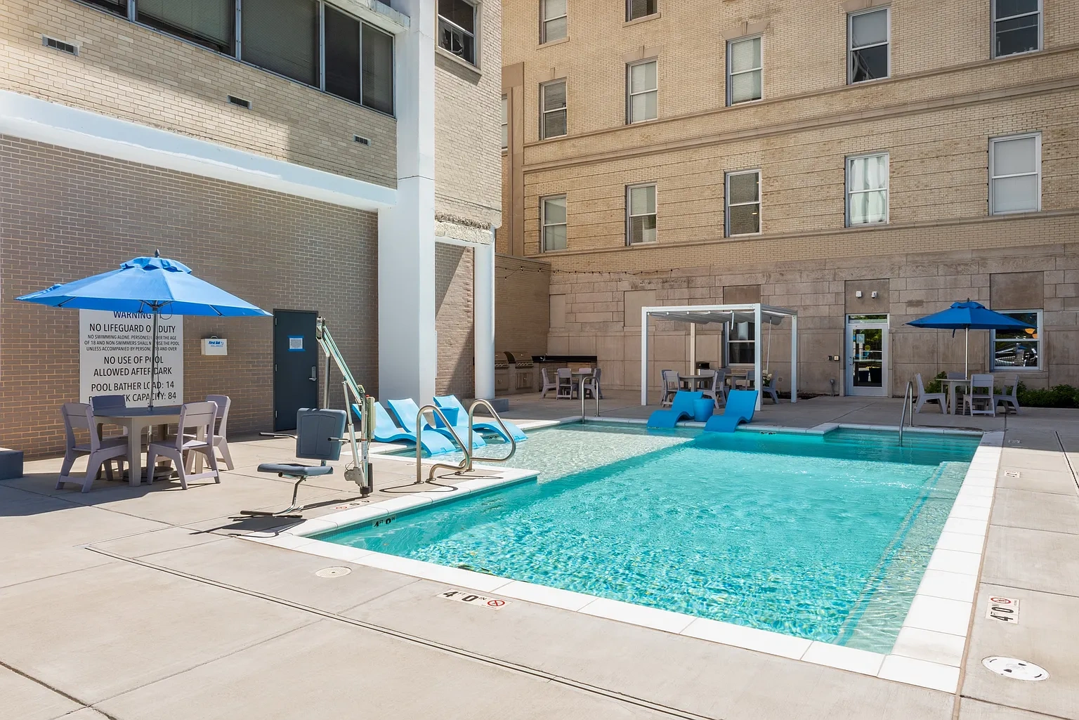 Residences at Delmar Divine – photo 1