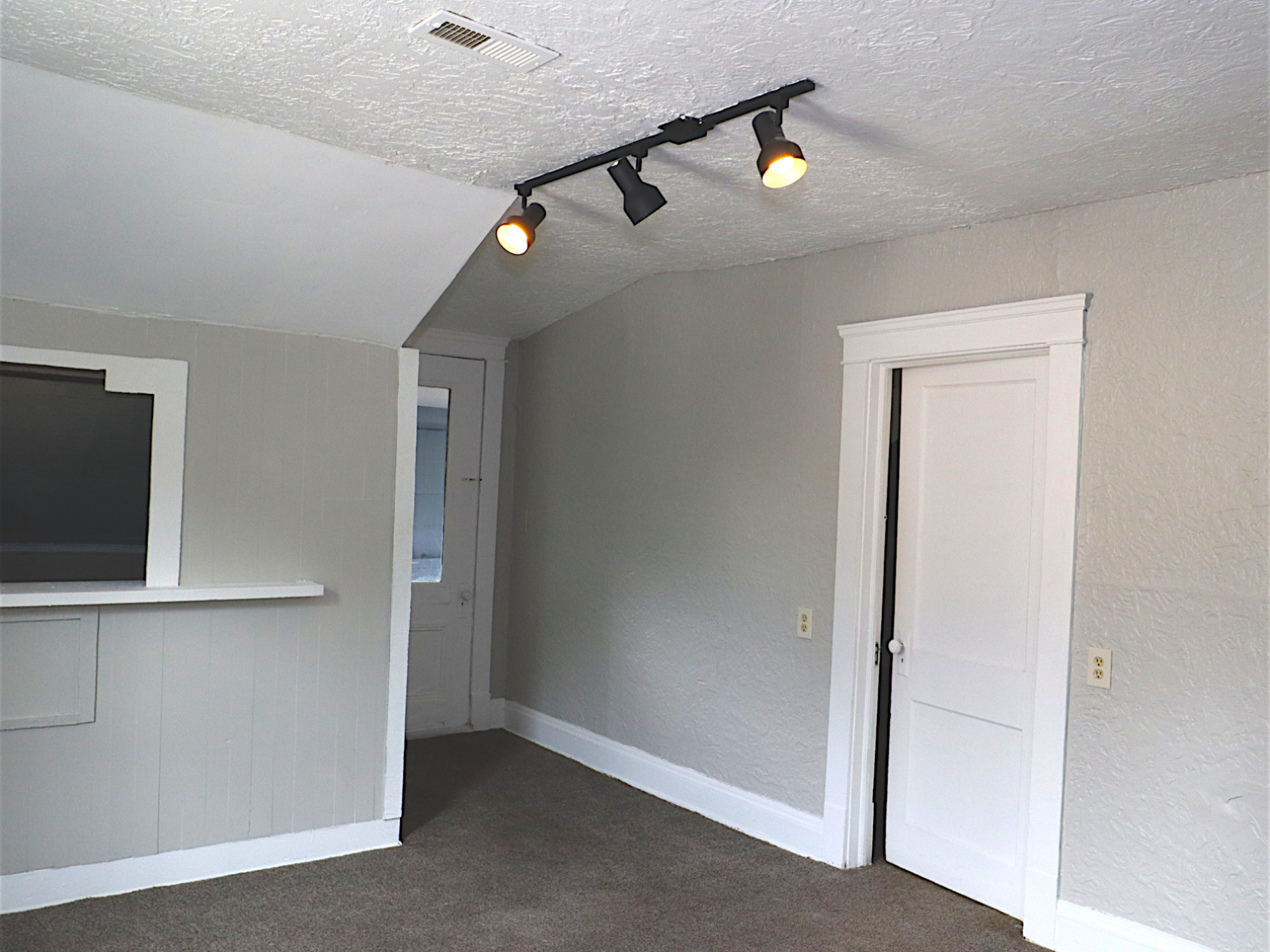 457 E 143rd St unit 1 – photo 3
