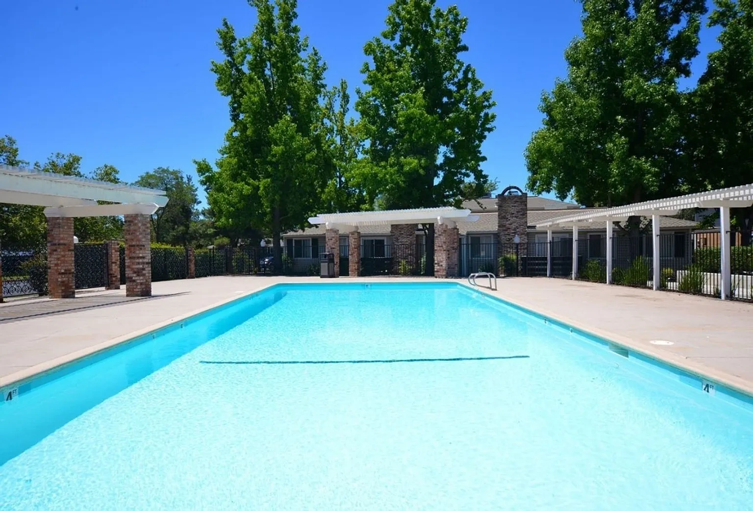Clayton Crossing Apartments – photo 5