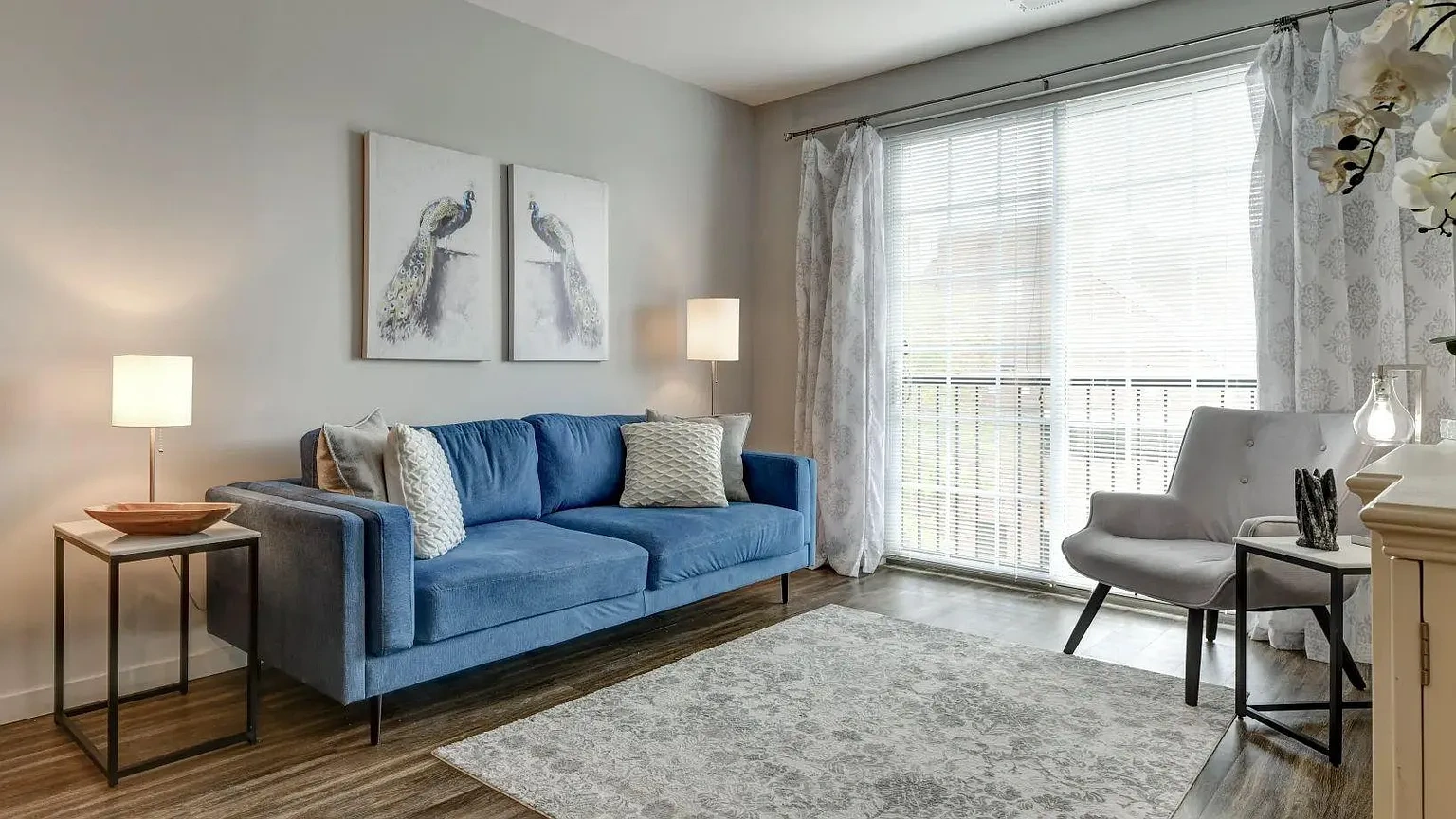 Broadway Station Apartments – photo 4