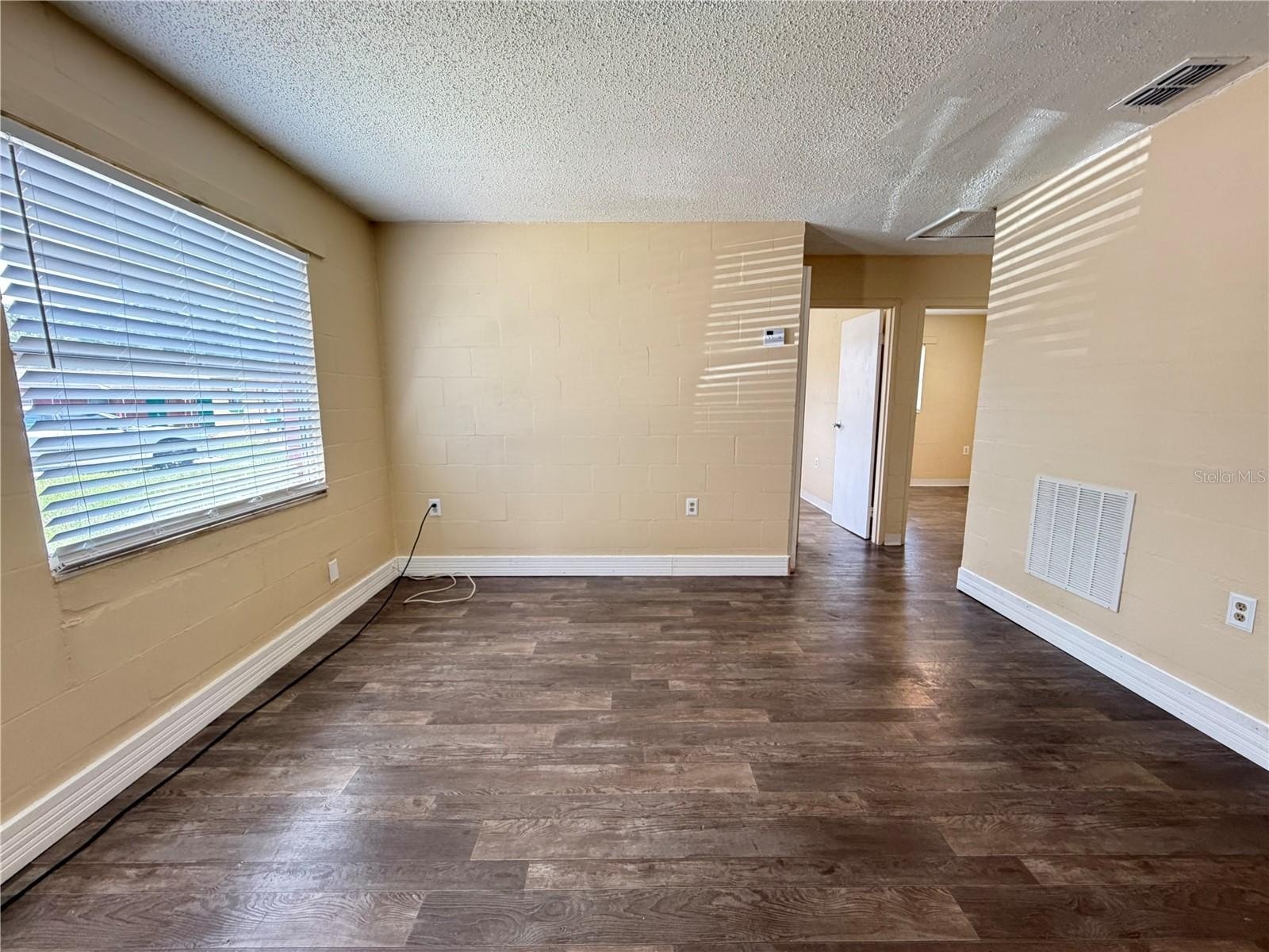 2988 Stowe Pl – photo 2