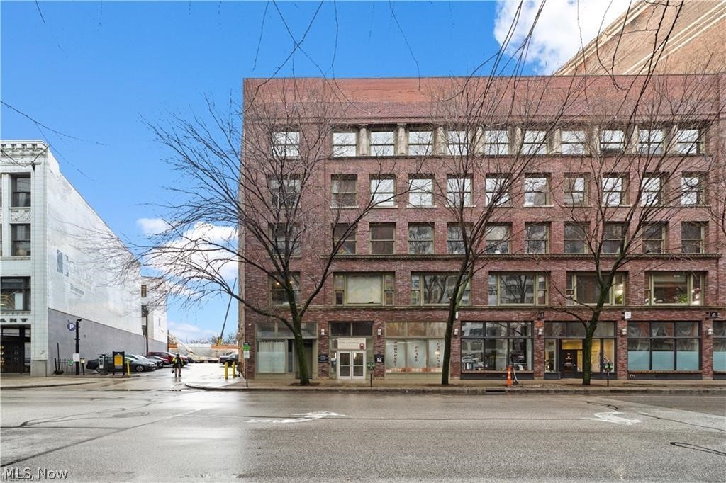1104 Prospect Ave E unit 305 – photo 1