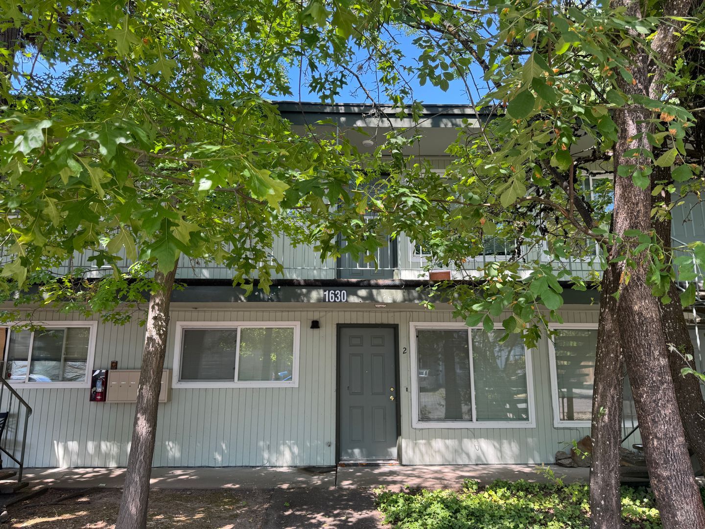 1630 Ferry St unit 2 – photo 2