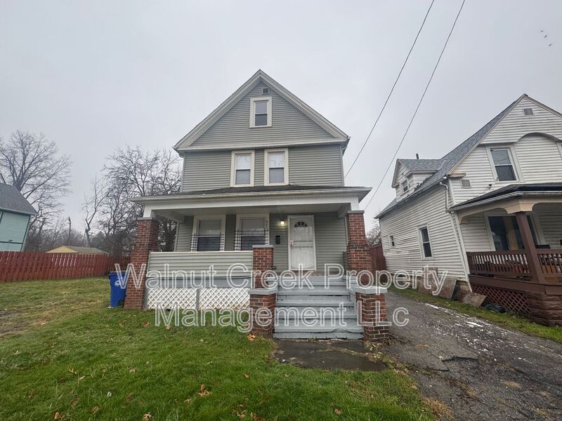 9710 Easton Ave – photo 2