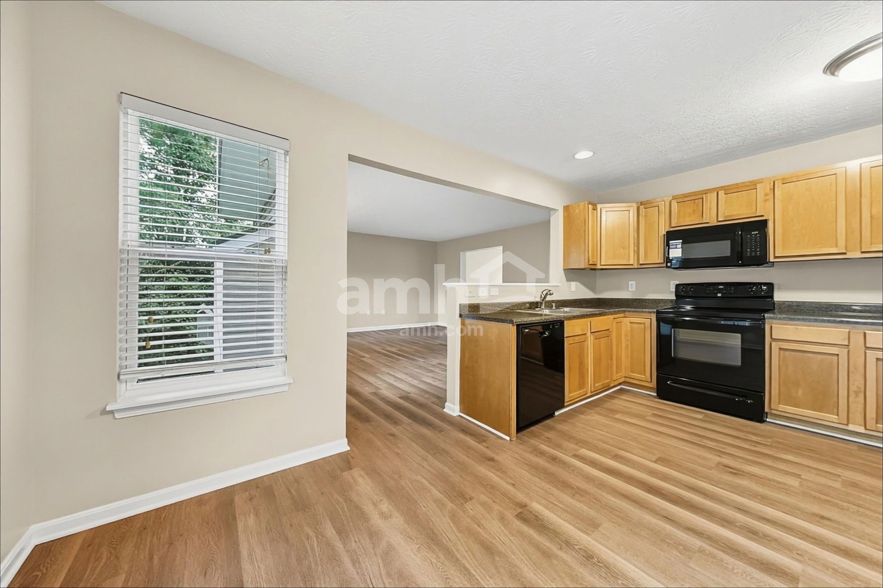 3145 Old Glory Ln – photo 4