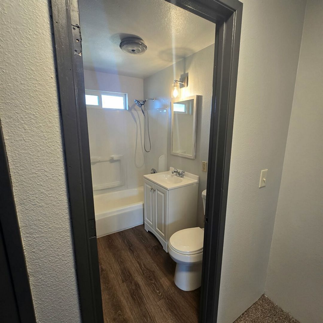 280 5th St unit 3 – photo 5