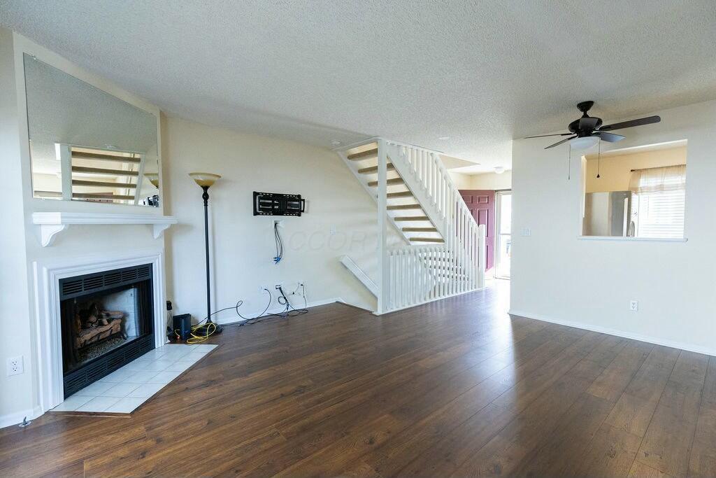1749 Messner Dr unit 1749 – photo 3