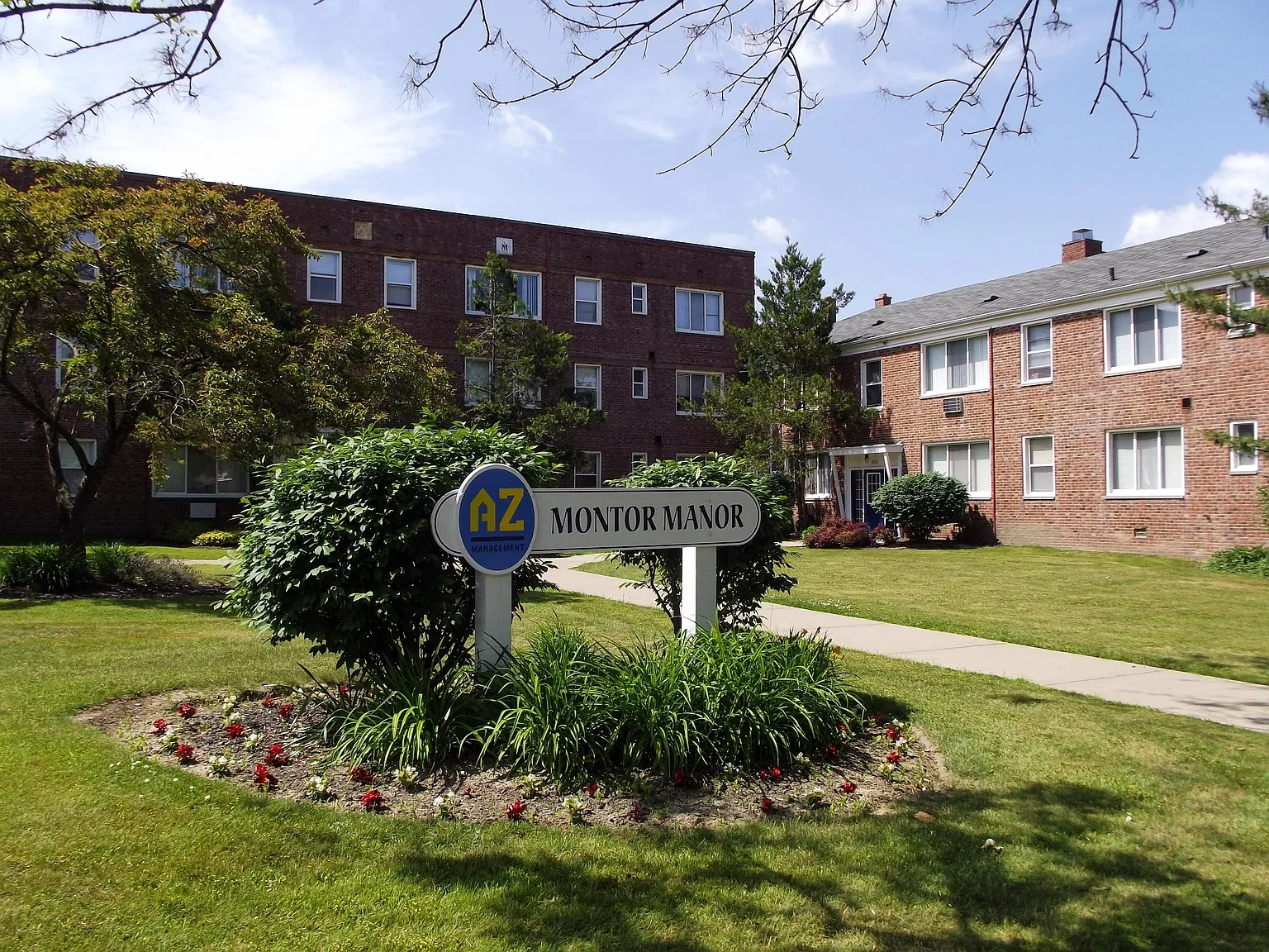 WJM Cedar Apartments – photo 2
