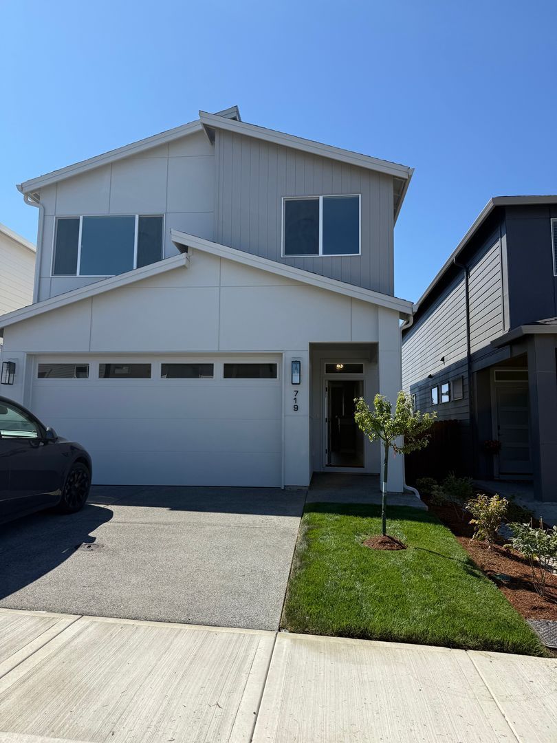 719 NW 174th St – photo 3