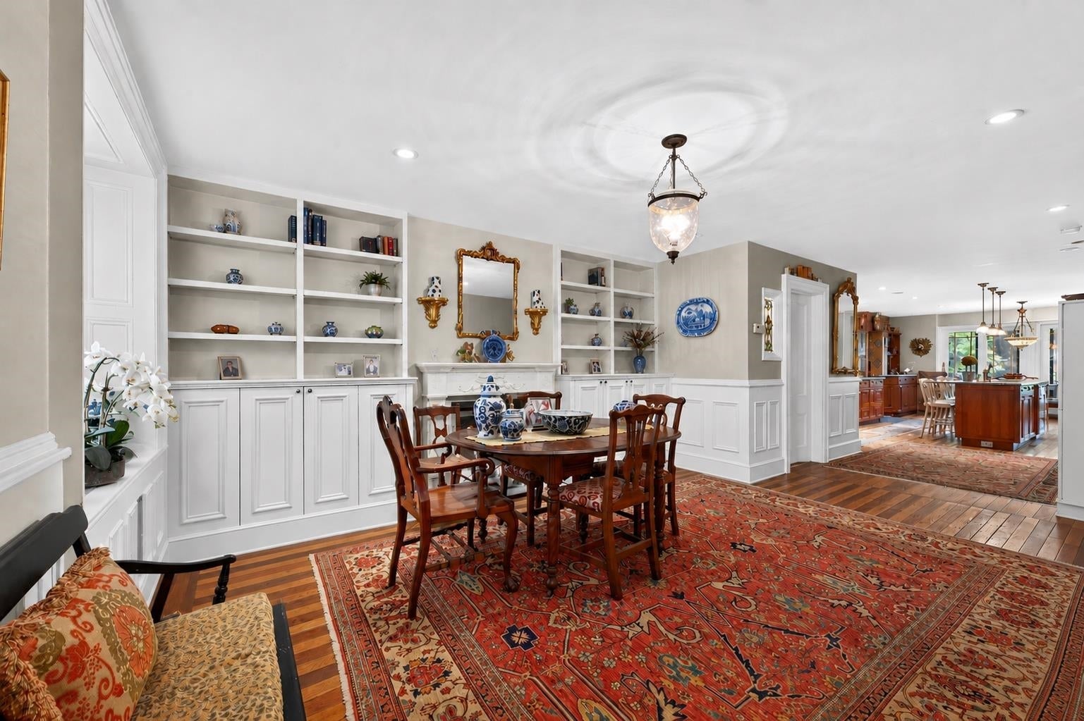 1009 Garden St – photo 3