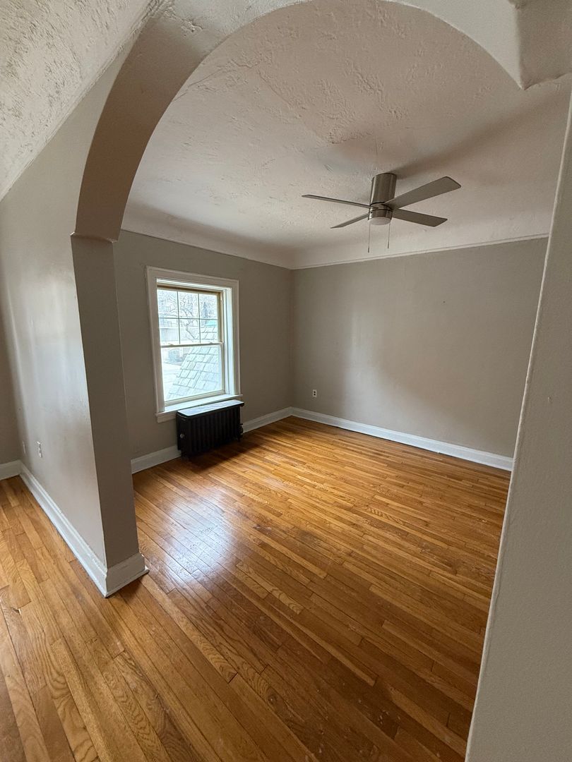 12065 Edgewater Dr unit 5 – photo 3