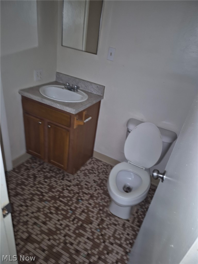 640 Lakeside Dr unit 8 – photo 5
