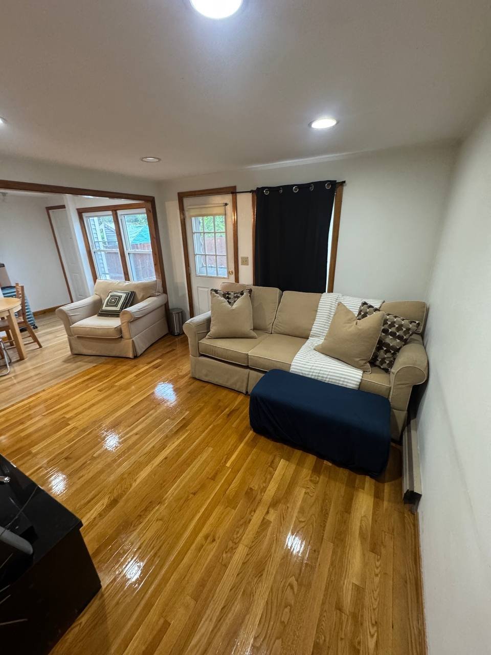 6 James Way – photo 1