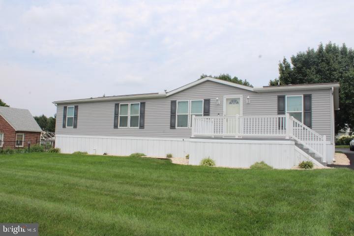 751 Natalie Ln – photo 1