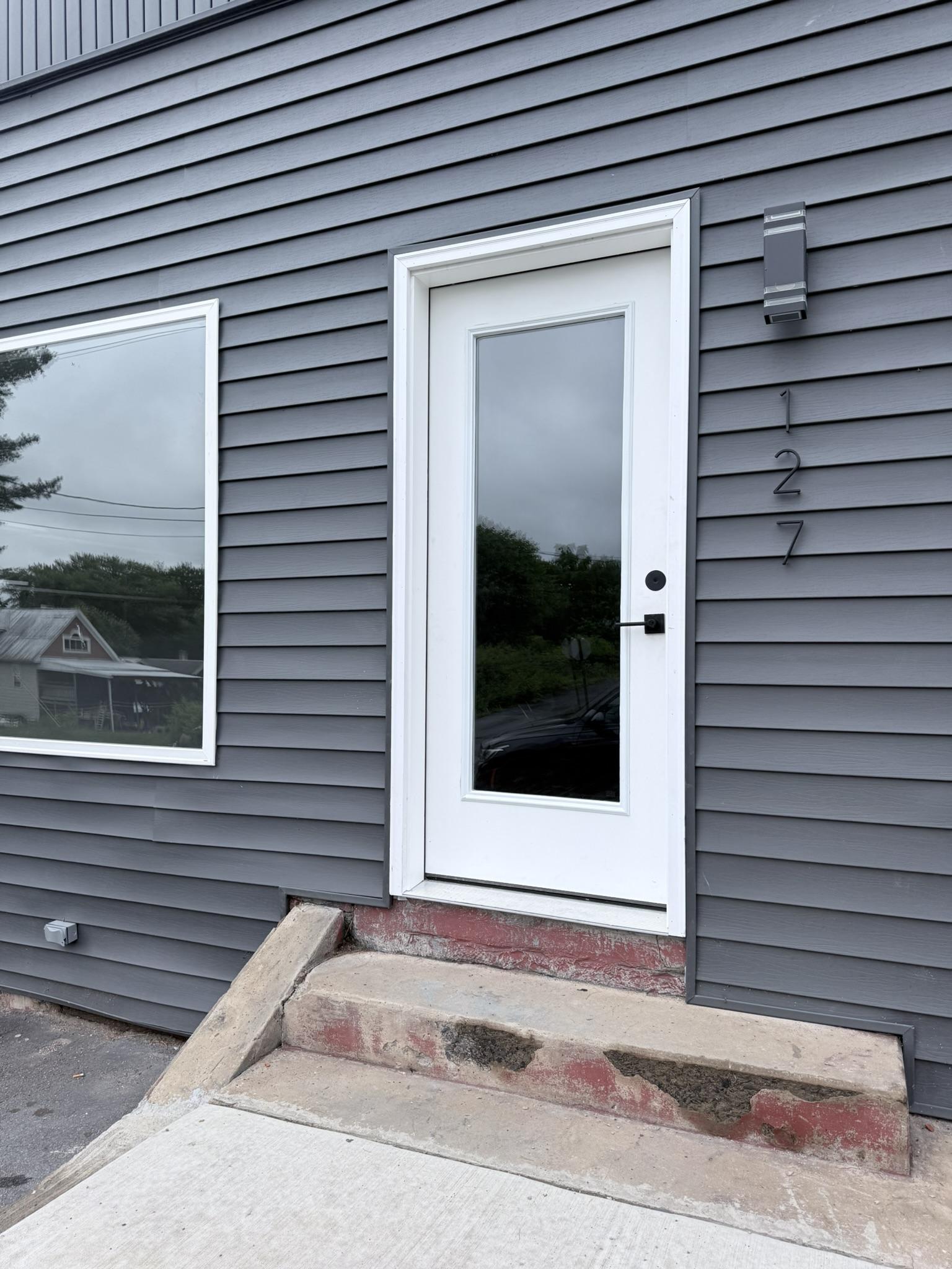 127 Susanna St – photo 2